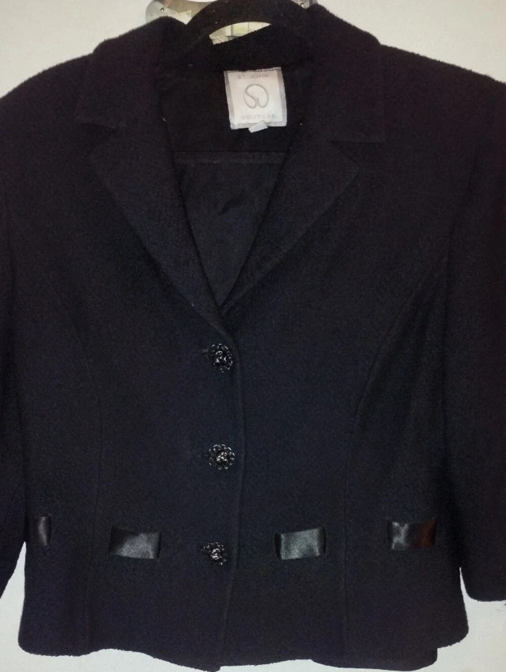 Rare Stunning St John Couture 8/6 Black Tweed Boucle Ribbon Buttons Skirt Suit